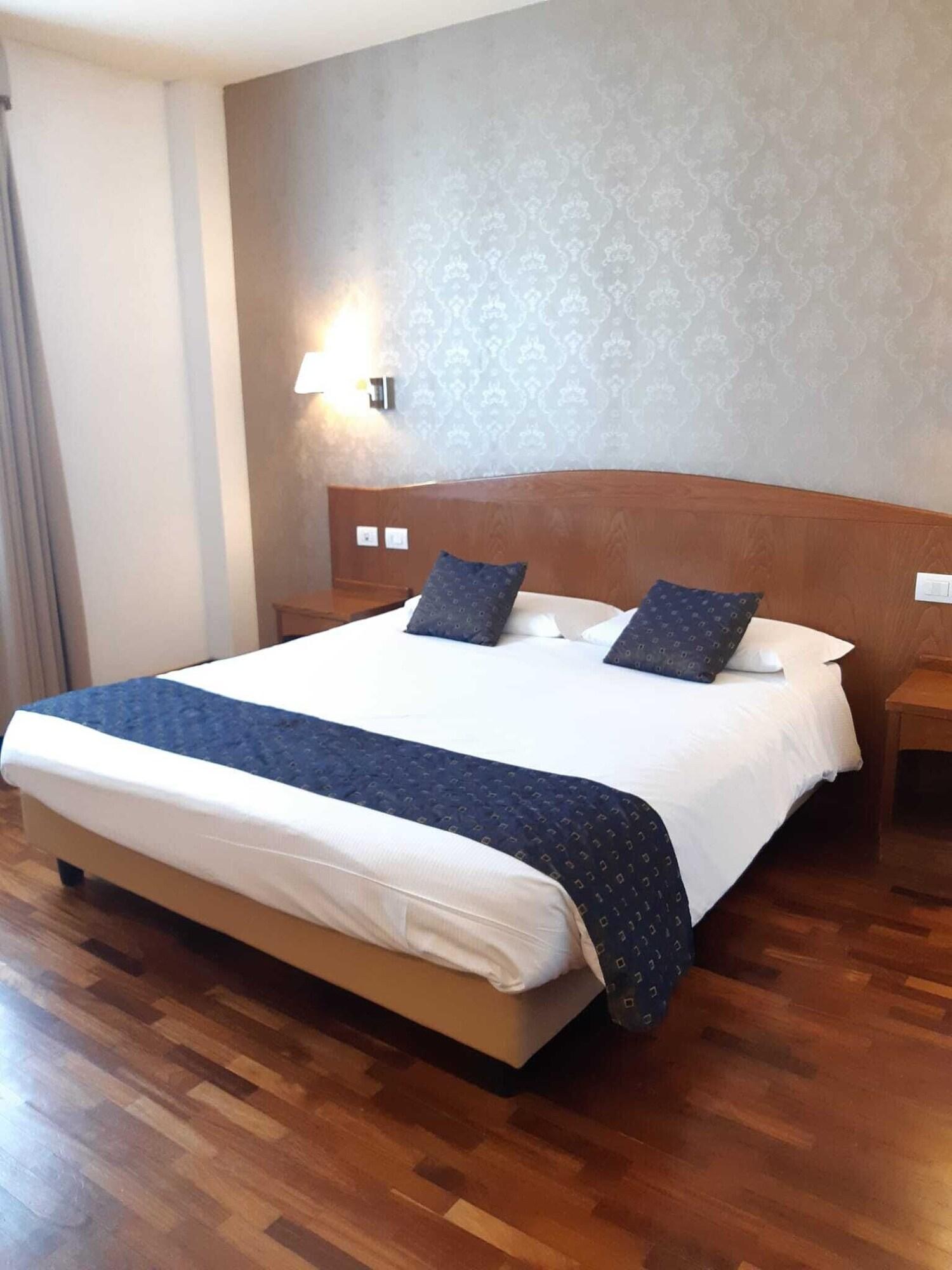Hotel Datini Prato  Kültér fotó